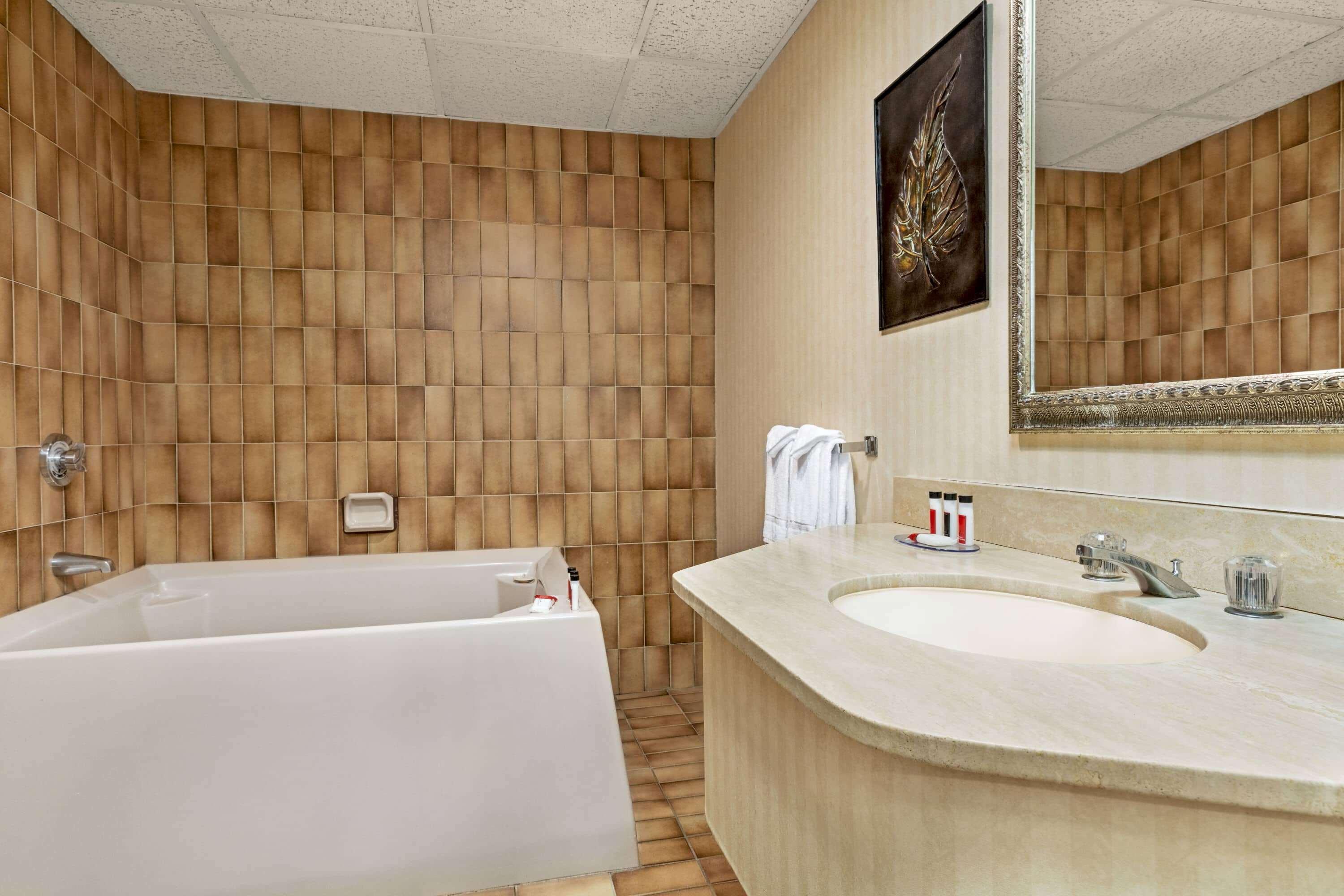 Ramada By Wyndham Fredericton Hotel Kültér fotó