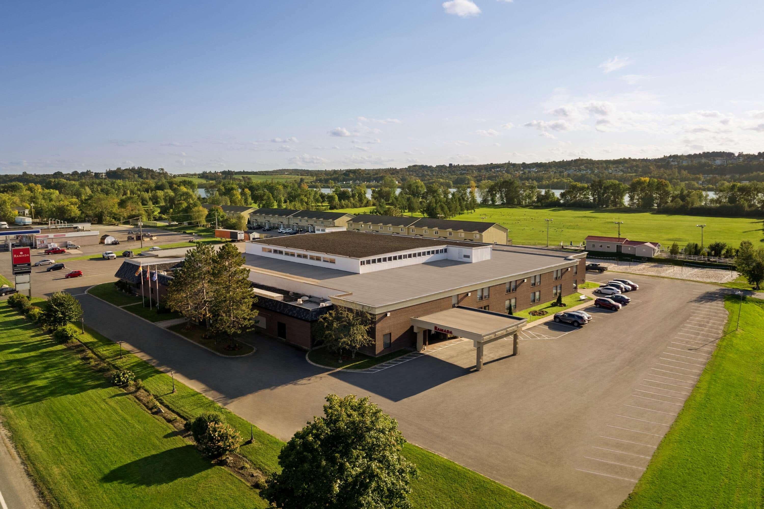 Ramada By Wyndham Fredericton Hotel Kültér fotó
