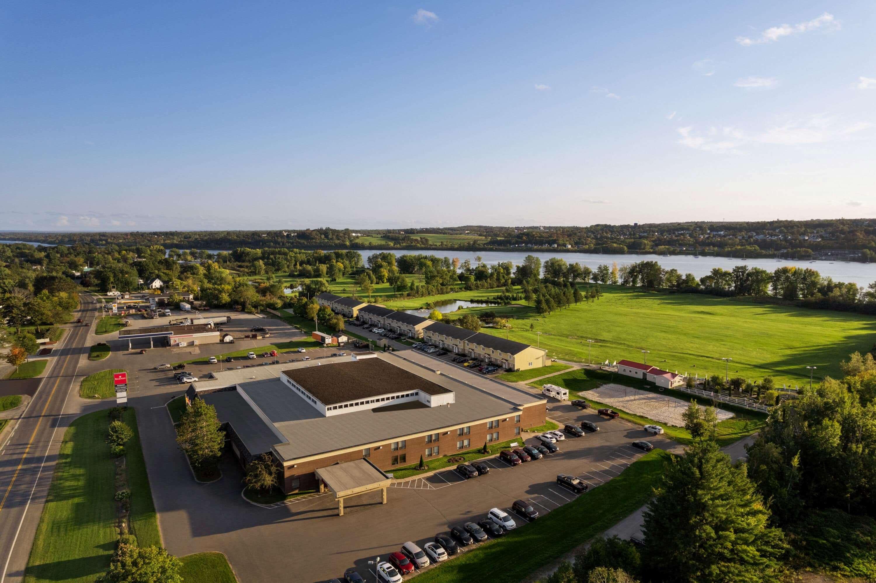 Ramada By Wyndham Fredericton Hotel Kültér fotó